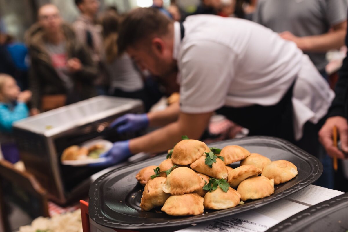 A tray full of dumplings