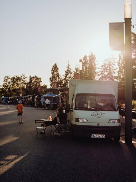 Foodtrucks in the setting sun