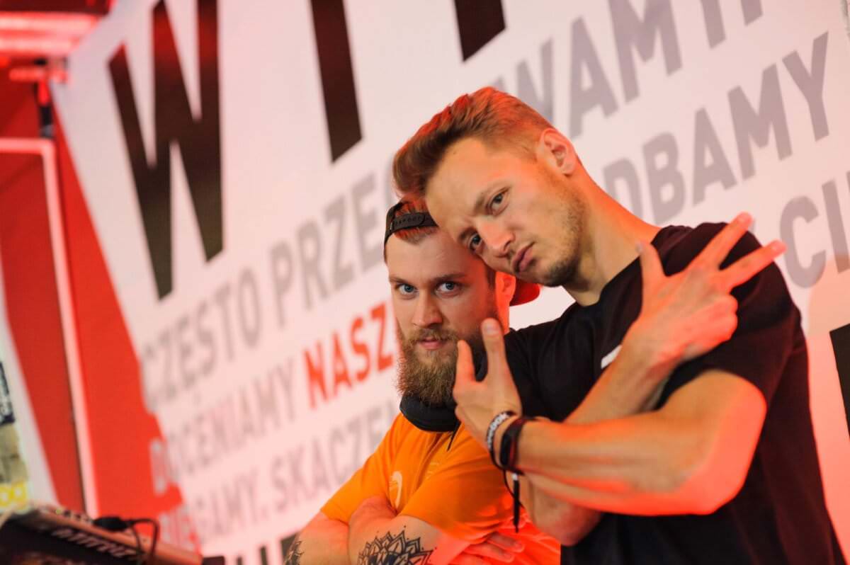 Prowadzący zawody reebok fit shop