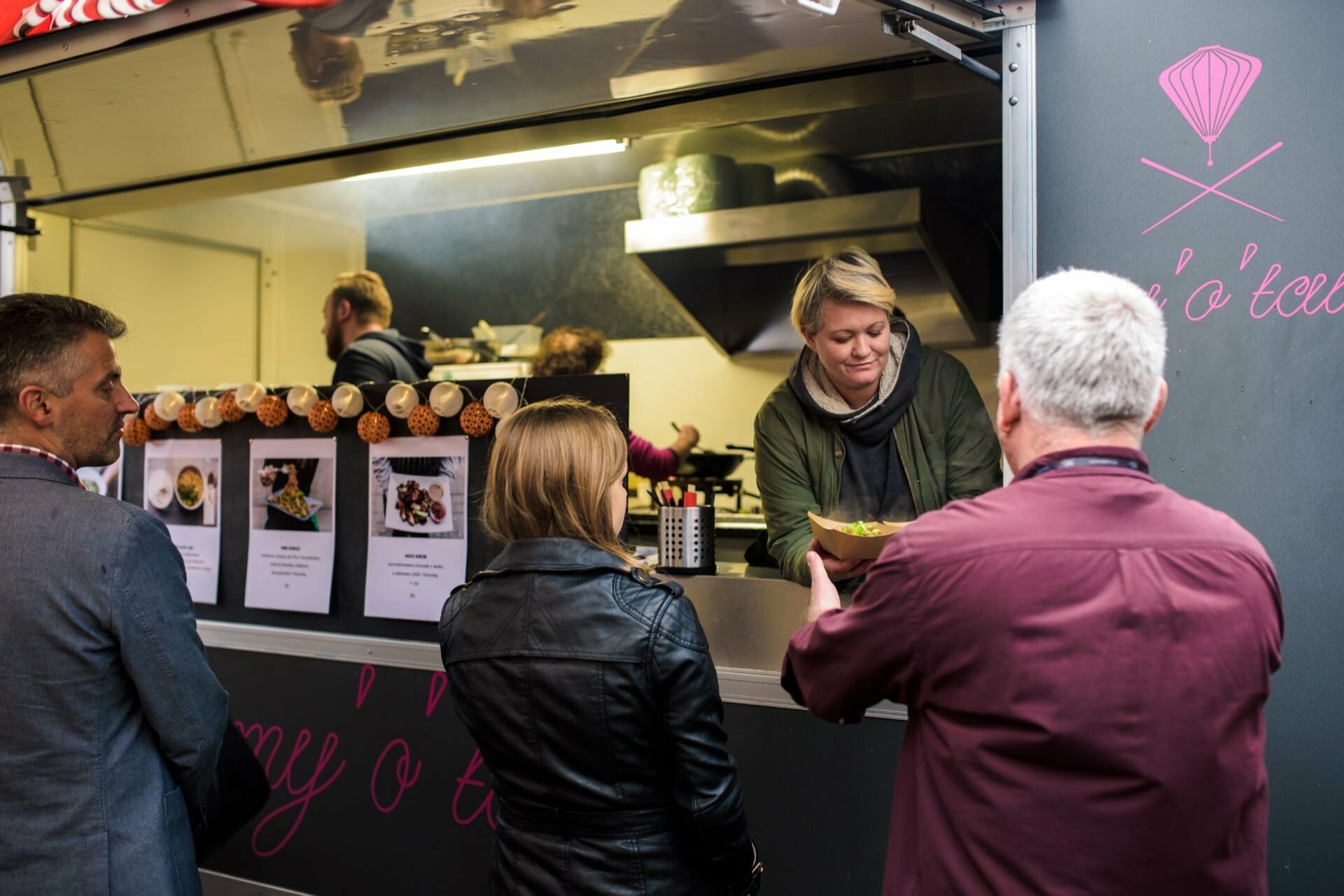 Food truck with Asian cuisine in which they serve a hot dish