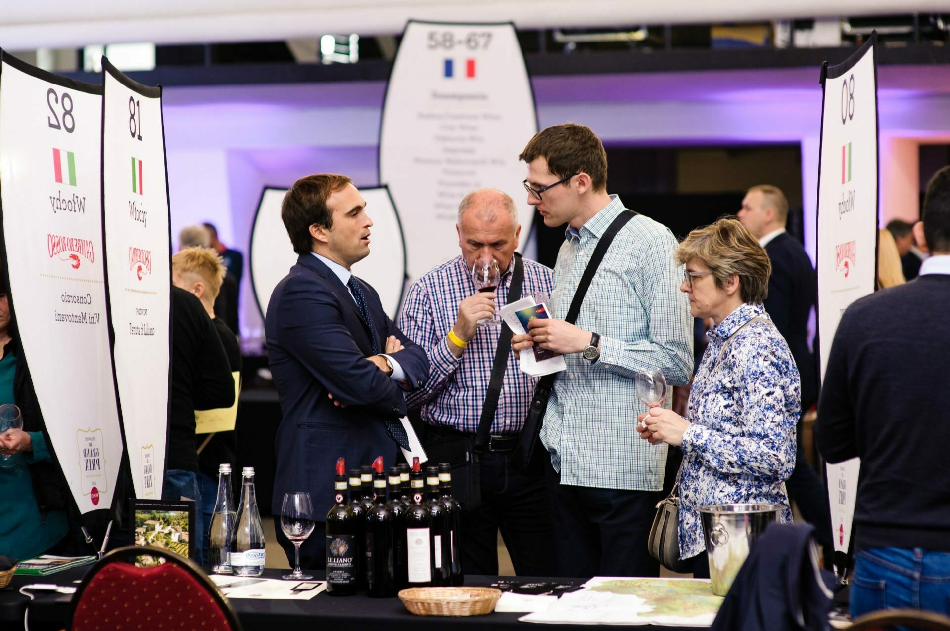 People talking about wines during the fair