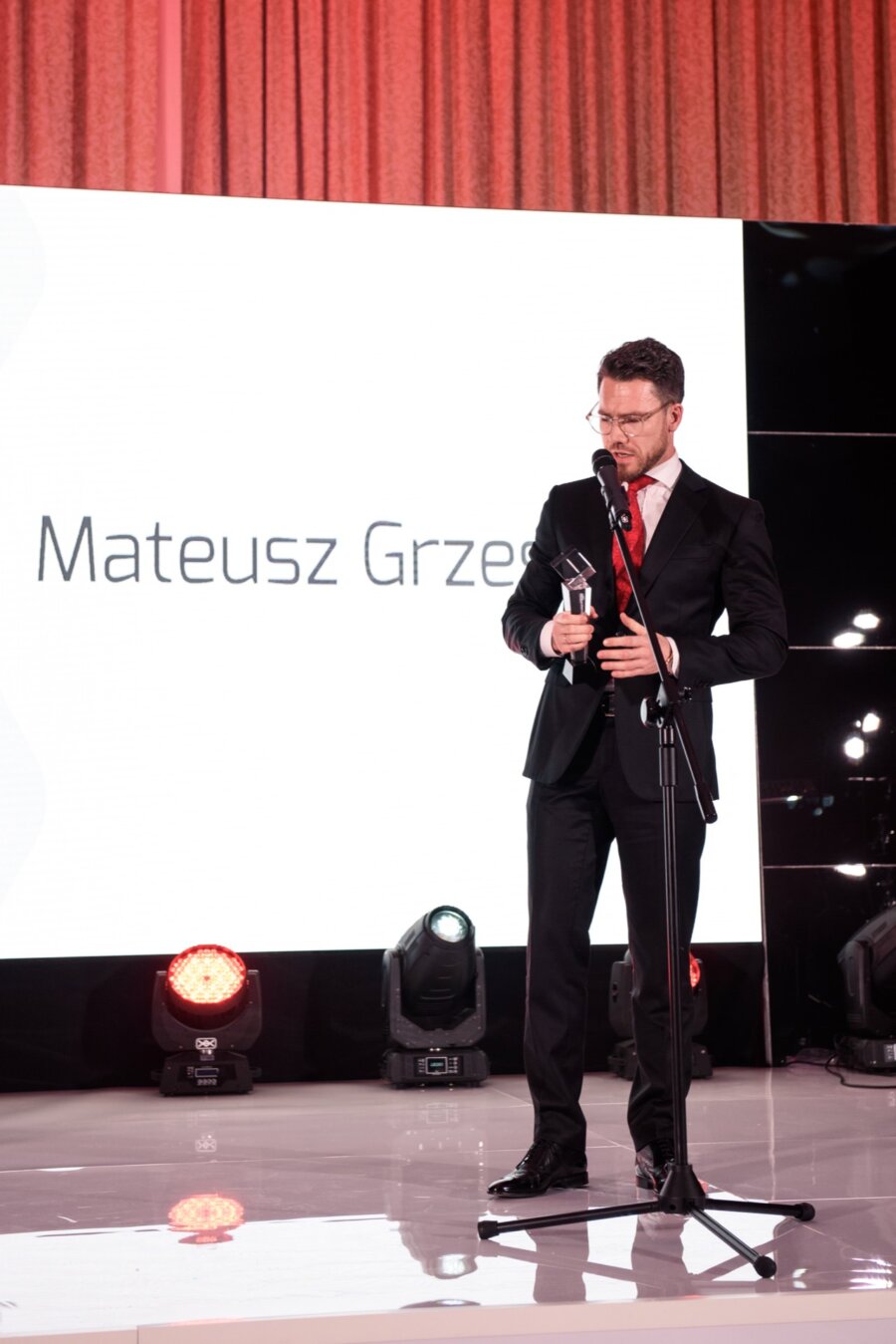 Mateusz Grzesiak at Wprost Innovators gala