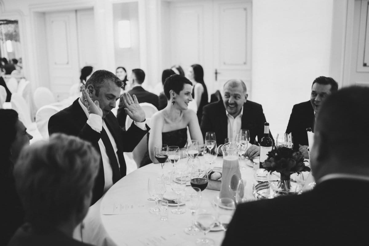 Interesting conversations at the table during a corporate event