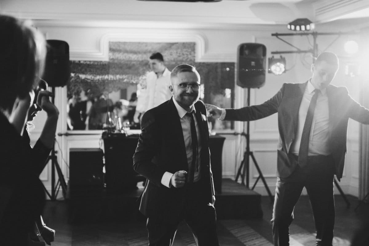 Men dancing on the dance floor