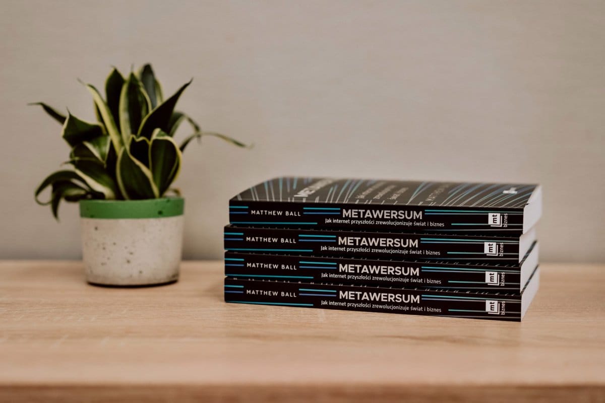 Metawersum book stack