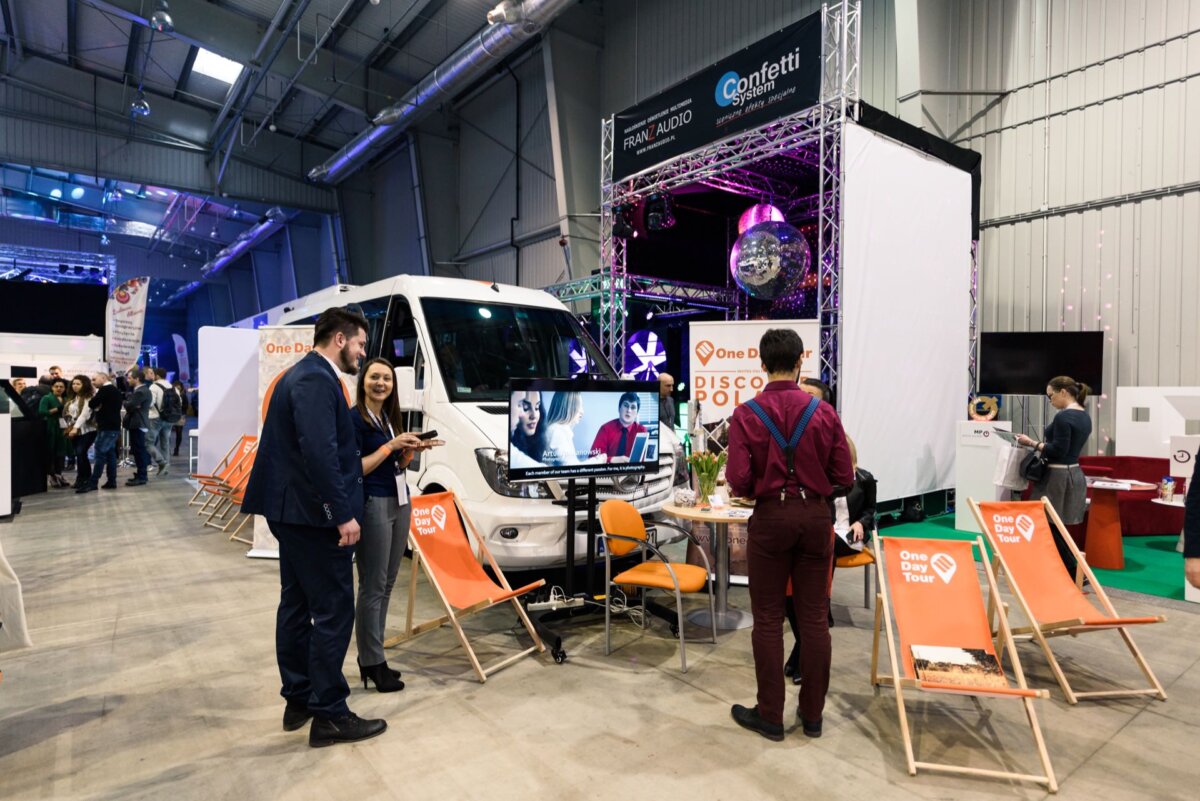 Camper stand for event