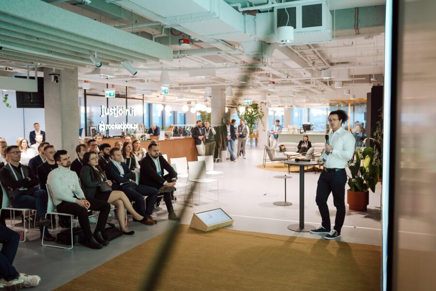 Sala konferencyjna Guidewire Warsaw Pricing Meetup 2026 w biurze Just Join IT w Warszawie