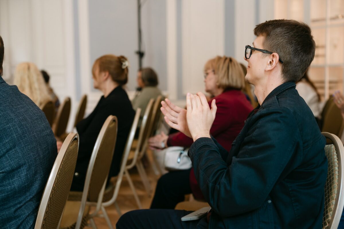 Oklaski publiczności podczas Kongresu Zdrowie 360