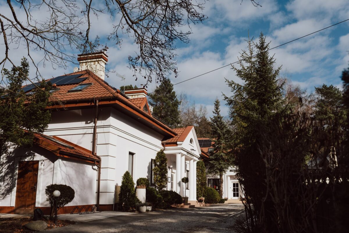 Dwór Konstancin, miejsce seminarium eksperckiego pod Warszawą