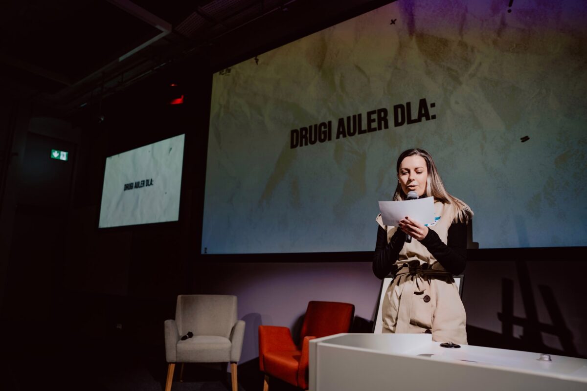 Ogłoszenie kolejnego laureata na gali Aulery 2022
