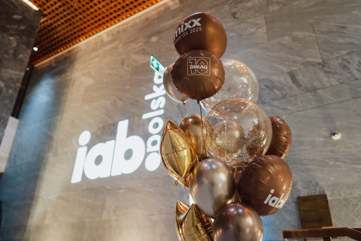 Dekoracja balonowa IAB Polska na gali MIXX Awards 2025