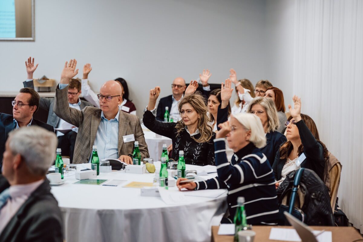 Głosowanie podczas 17. Walnego Zgromadzenia EFFA