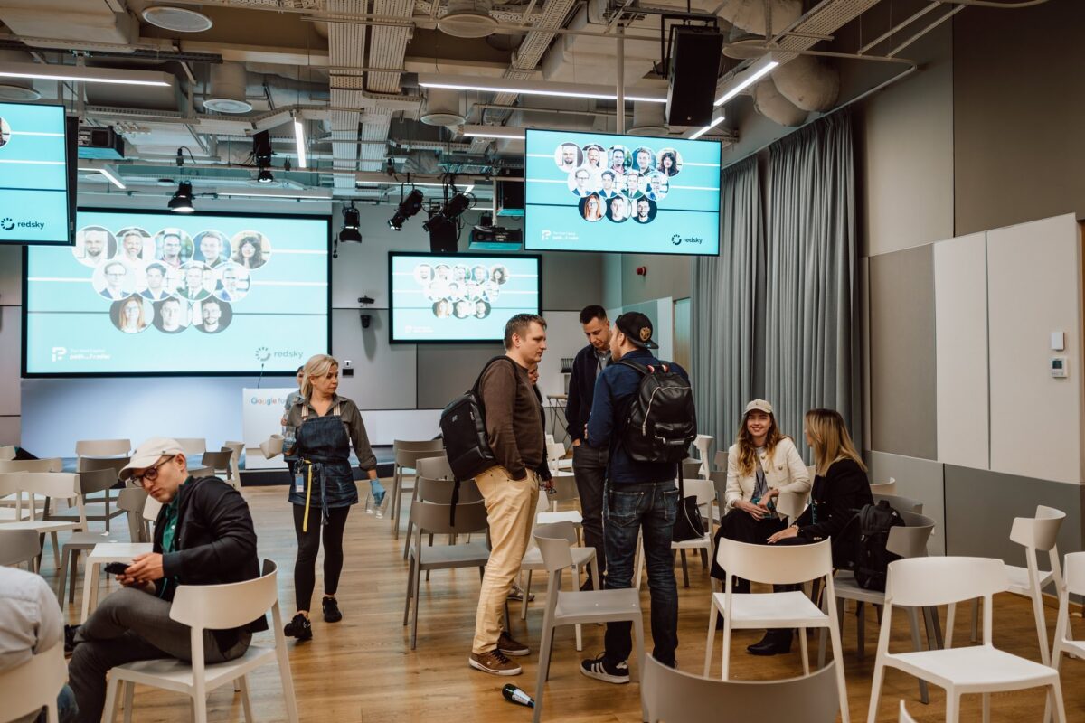 Networking po zakończeniu części scenicznej Founders Connect 5