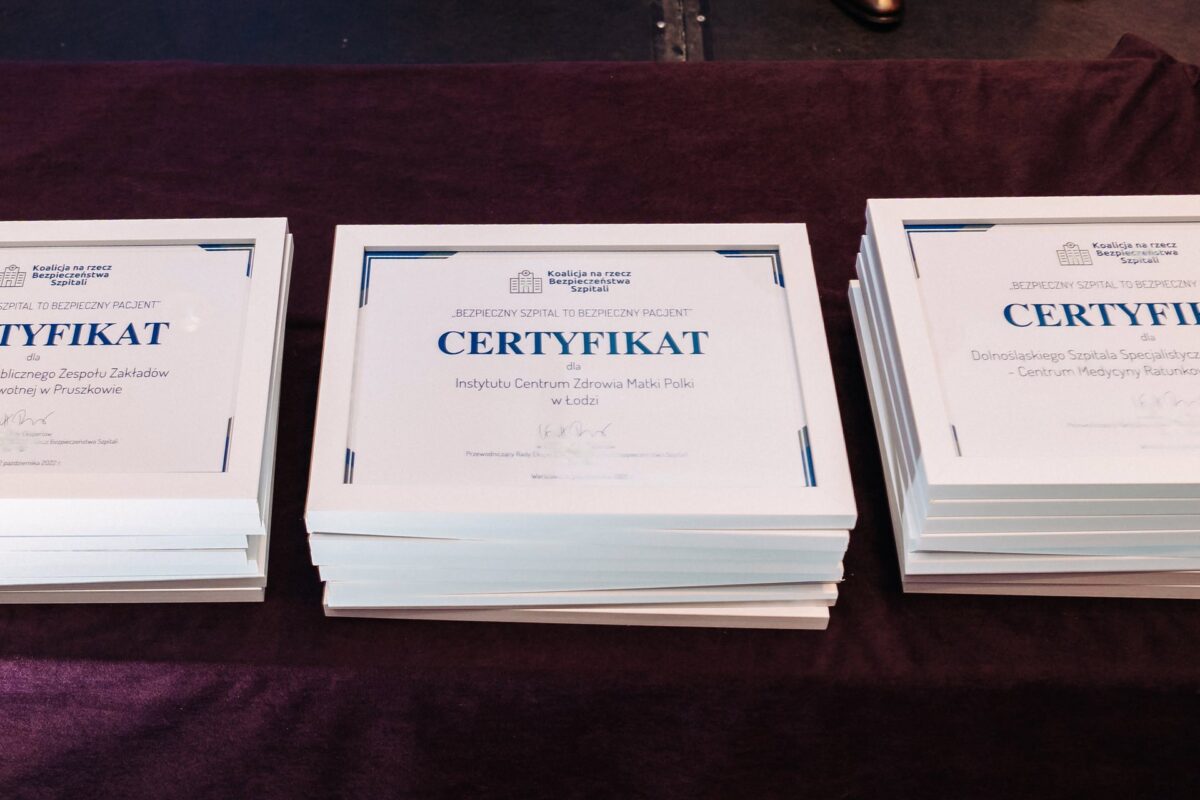 Certyfikaty programu Bezpieczny Szpital to Bezpieczny Pacjent na VI Kongresie Wizja Zdrowia 2022