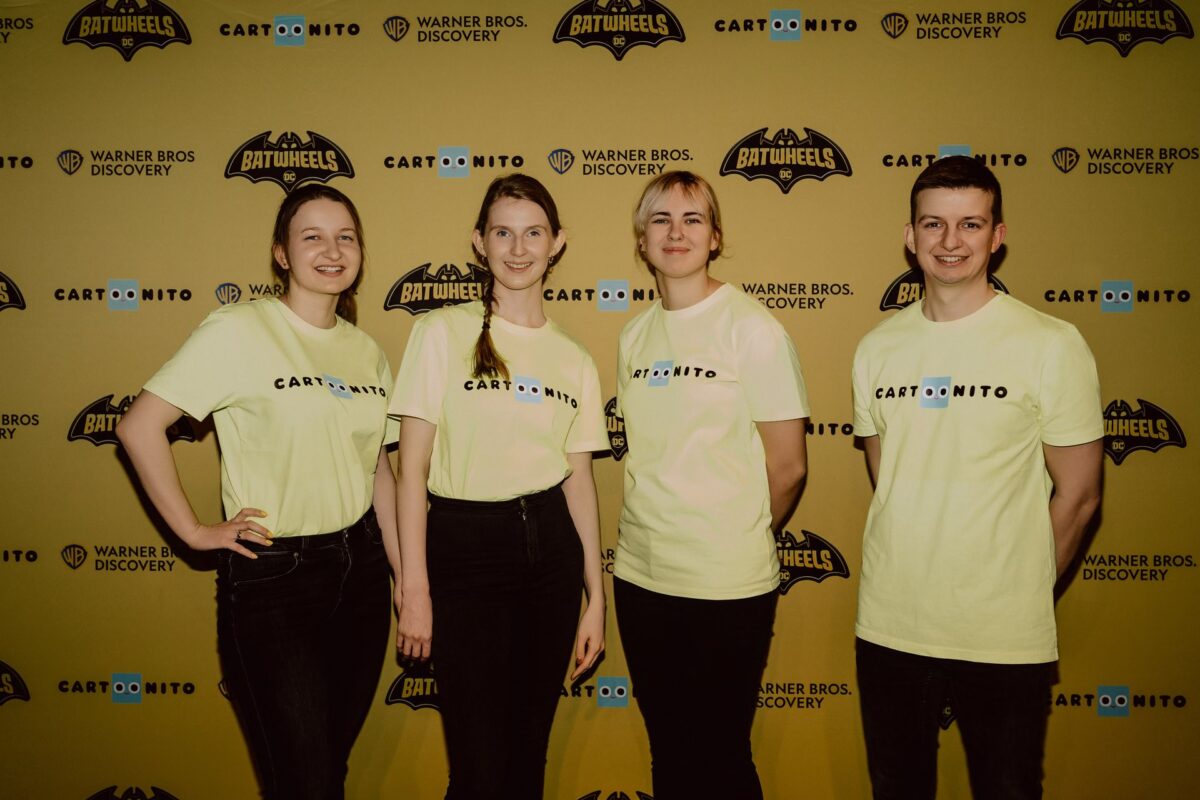 Zespół promocyjny Cartoonito na przedpremierze serialu Batwheels w KinoGram