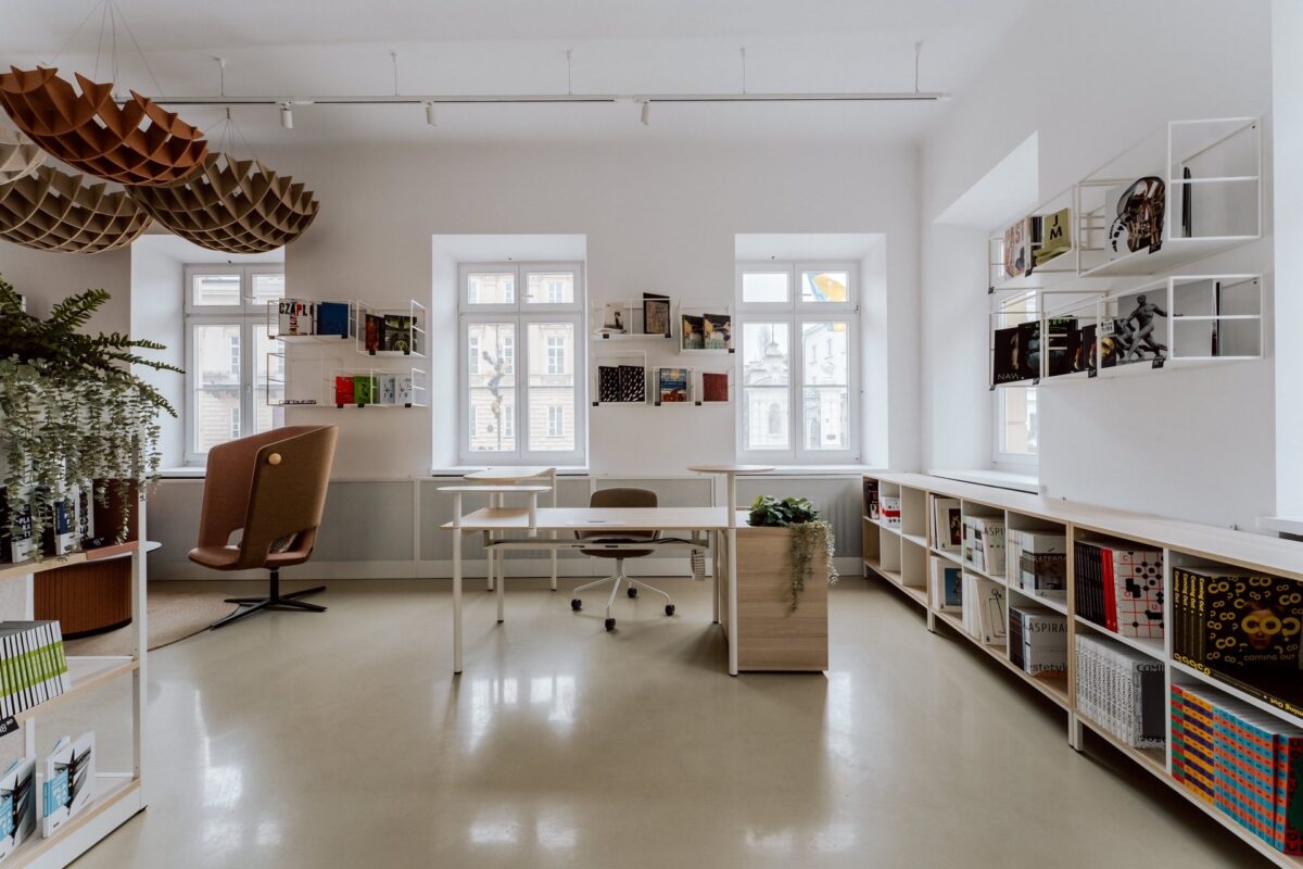 ASP showroom by Narbutas, workstations and shelving in daylight